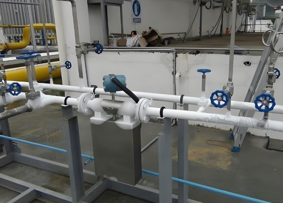 Cryogenic LNG flow measurement with coriolis mass flow meter قياس تدفق الغاز الطبيعي المسال المبرد باستخدام مقياس تدفق الكتلة كوريوليس